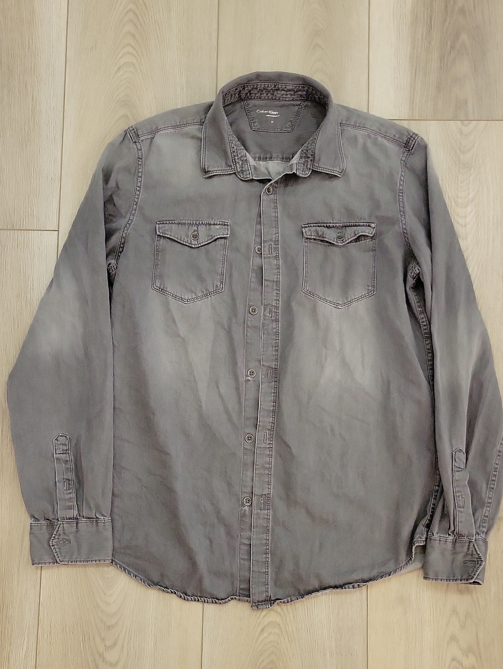 Calvin Klein Jeans Men's Washed Gray Button-Down Shirt